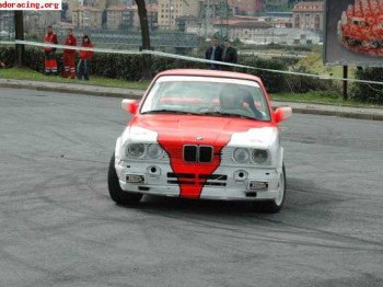 Bmw 325 e30, alfa 75, remolque plataforma