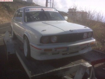 Se vende bmw 325 e30 se acepta cambio