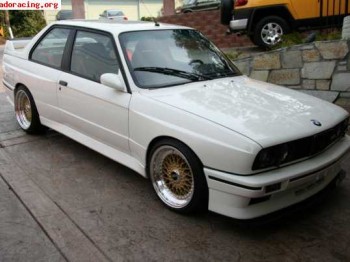 Busco asientos de alcantara de bmw m3 e36..............