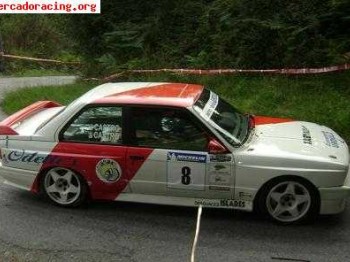 Busco amortiguadores delanteros de bmw m3 e30