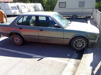 Bmw e30 320i 600e