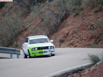 Ocasion oferton!!!!!!!!!!!!!! 1200 euros bmw 320i e30 vendo 