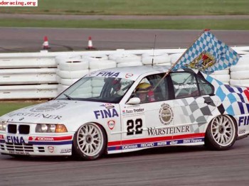 Busco carroceria 325 e36 4p con barras