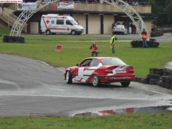 Se vende bmw m3 286cv 15000e urge venta