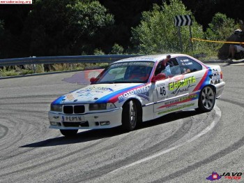 Se vende o canvia bmw 325 e 36