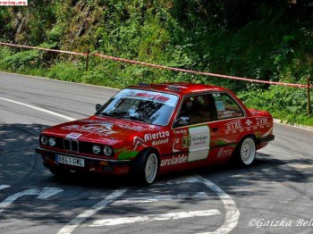 Se vende bmw 325 e-30 gr.a