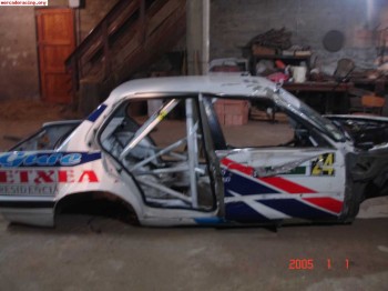 Carroceria documentada 325i e30 con barras