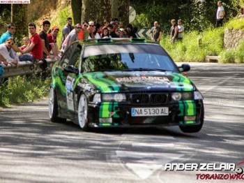 Vendo bmw 325 i e36 x abandono de competicion