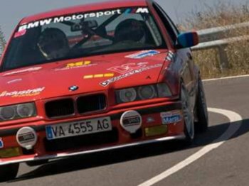 Bmw e36 325i asfalto