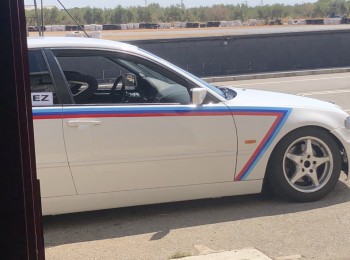 Bmw 325ti compact cup