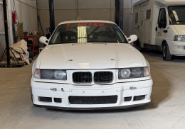 Se vende bmw m3 e36 muy equipado 