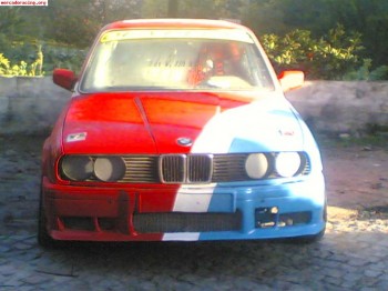 Vendo bmw e30 ralicross (300cv) traçao traseira 5.000(euros)