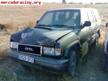 Se vende o se cambia opel monterrey 3.1 td