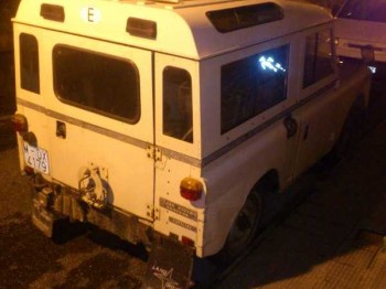 Vendo land rover santana special 88