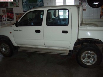 Toyota hilux 2.4 td