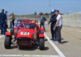 Vendo caterham seven rover 1.6 145cv caja de cambios de 6 velocidades calculadora programable 