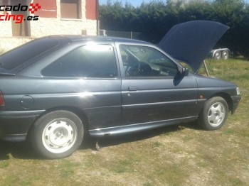 Ford escort 2000rs