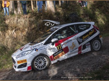 Se alquila ford fiesta r2t