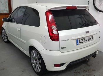 Se vende ford fiesta st sporting trophy