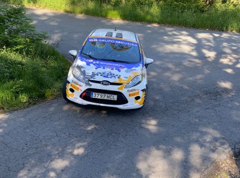 Se vende ford fiesta r2 