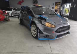 Ford fiesta r5 mk1 evo2