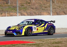 Porsche 718 cayman gt4 cs impecable