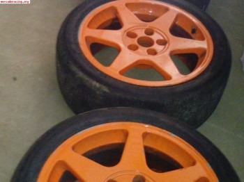 Llantas para bmw en 17 con slick . 450 euros