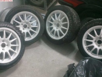 Llantas y slick de agua michelin p2b 19/57/15