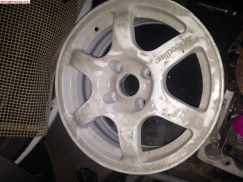 Llanta 206 speedline como la del desafio xo con menos et