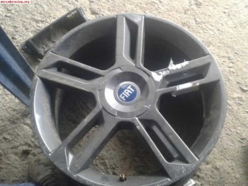 Vendo llantas fiat stilo 7x17 buje 4x98