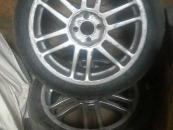 4 llantas en 17 4 x100 por 300€
