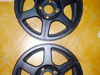 Se venden 2 llantas citroen sport