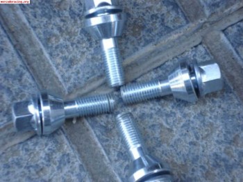 Tornillos excentricos5x112 a 5x110.