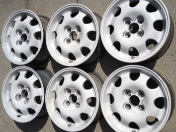 Seis llantas de 205 gti - 250€