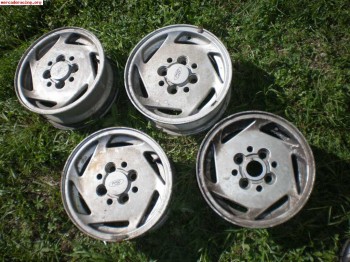 Vendo llantas ford fiesta xr2 moderno