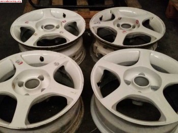 Vendo llantas en 15 4x108 peugeot ford o citroen