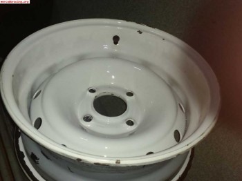 Llantas 205 rallye desplazadas