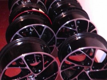 Llantas 19 de megane sport y trophy validas para varios mode