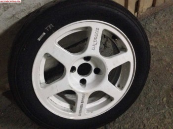Se venden 4 llantas citroen sport originales