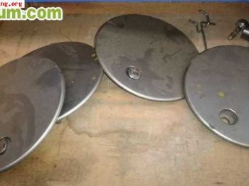 Se compran tapas para llanta turbina