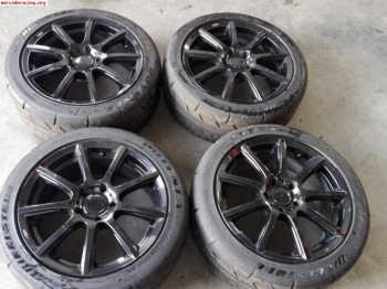 Llantas evoix con semislicks bridgestone potenza re070