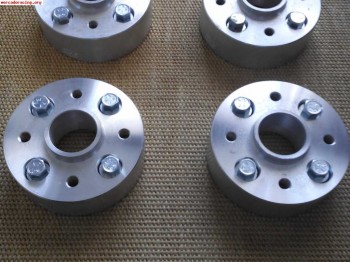 Vendo separadores 4x100 45mm doble centraje y doble anclaje