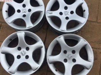 Vendo llantas de 306 hdi