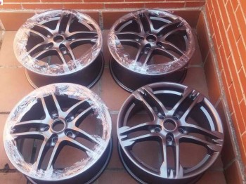 Llantas de origen clio sport 3 modelo axl 17  antracita