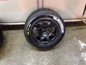 Se venden o se cambian llantas pts en 15