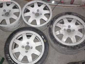 Se venden 4 llantas originales de williams 