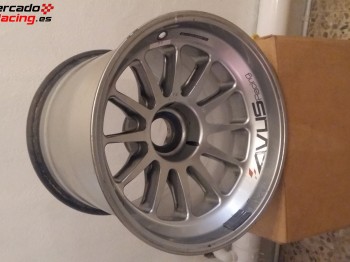 Llanta red bull avus racing 2007