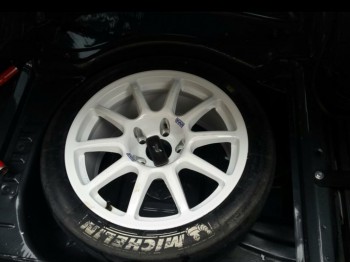 Vendo 1 llanta braid nueva bmw