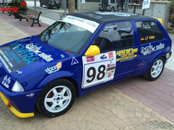 Se venden llantas y neumáticos 