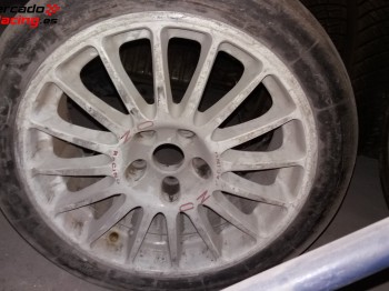 Llantas con spock de mitsubishi 